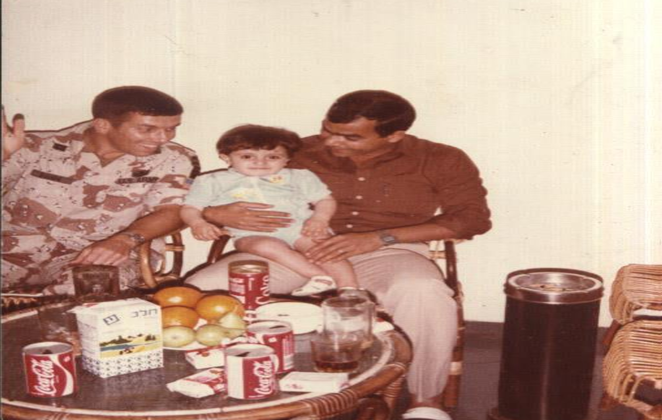 الرائد ابنه إسلام